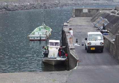 ���ɓ��E�k��Q�{�[�g����